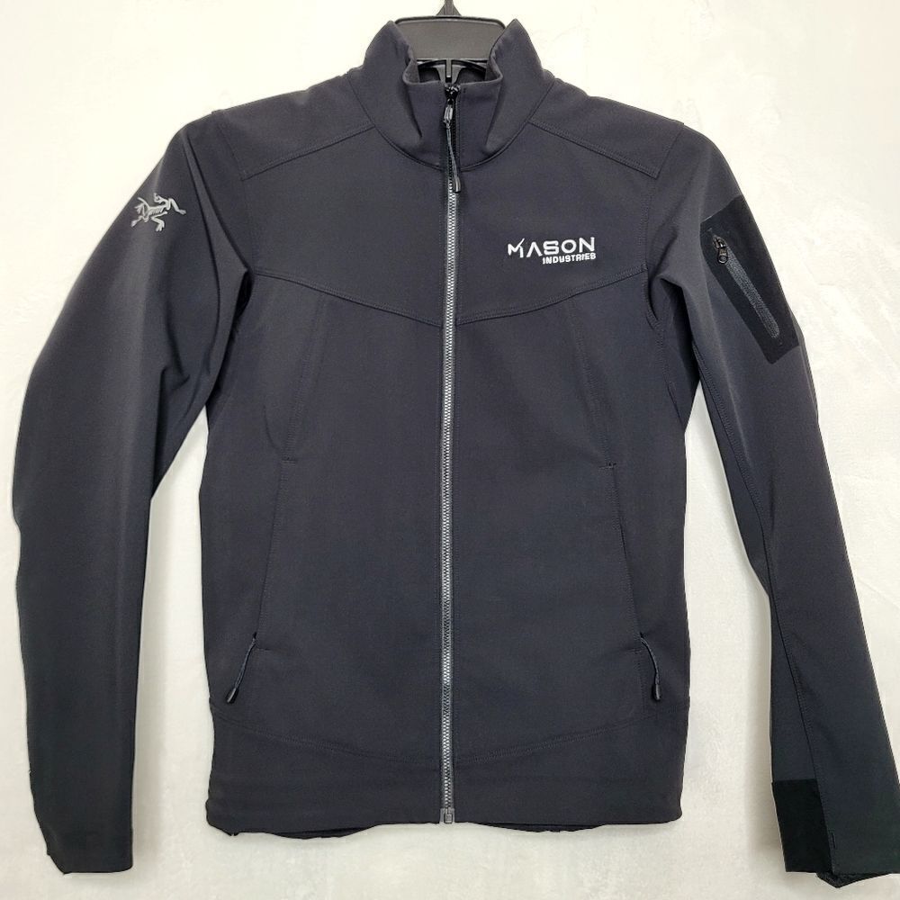 Arc'teryx Lightweight Tech Jacket Size Small‎